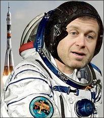 新闻爆料首富,揭秘新闻爆料背后的商业帝国